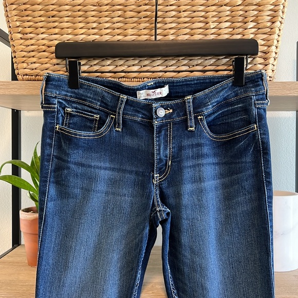 Hollister Low-Rise Dark Wash Stretch Skinny Jeans, 27 / 5 - Picture 2 of 7